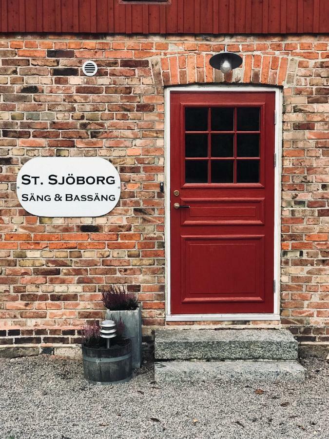 Sjoeborg Saeng & Bassaeng Bed & Breakfast Munka-Ljungby Bagian luar foto