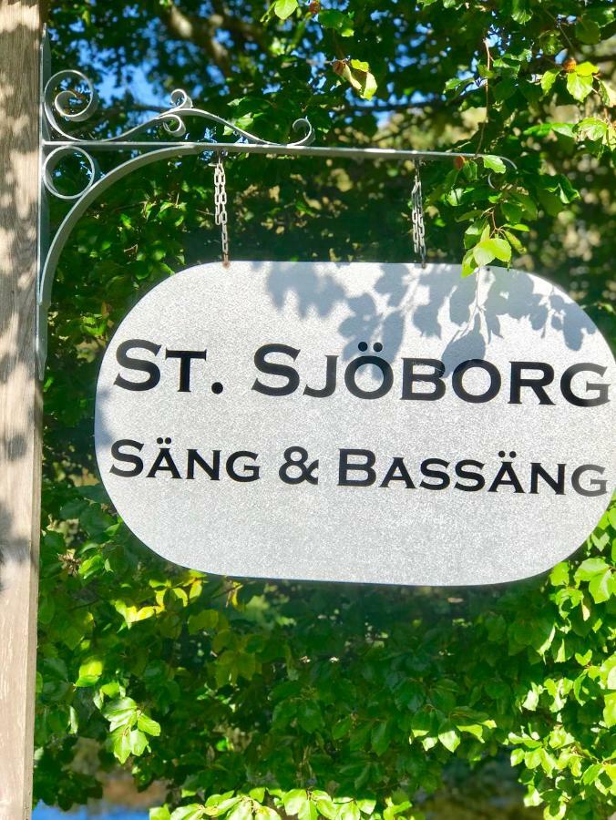 Sjoeborg Saeng & Bassaeng Bed & Breakfast Munka-Ljungby Bagian luar foto